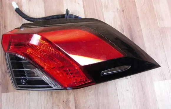 Toyota RAV 4 (XA50) Tailgate rear/tail lights 8155042230