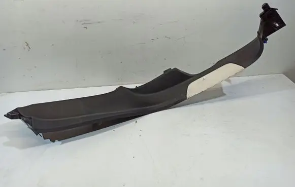 Porsche Taycan 9J1 Front sill (body part) 