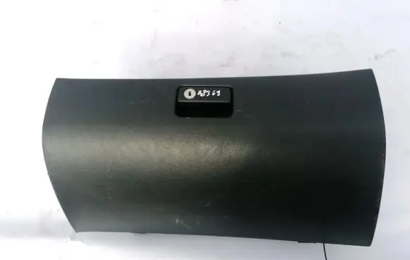 Toyota Avensis T250 Glove box 5555005070 55550-05070