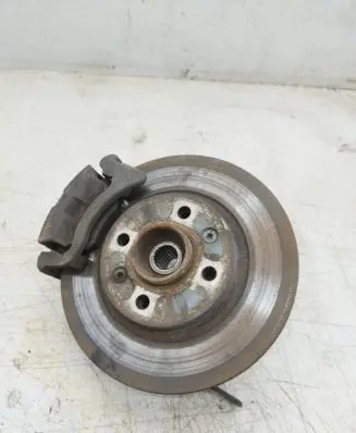 Renault Twingo II Front wheel hub