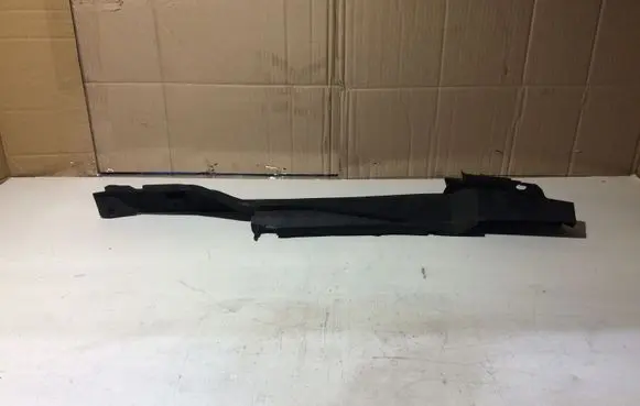 Fender end trim