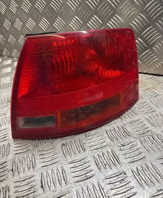 Audi A4 S4 B7 8E 8H Rear/tail lights 8E9945096F