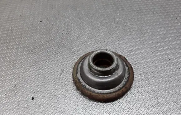 Opel Zafira B Coil spring mount 
