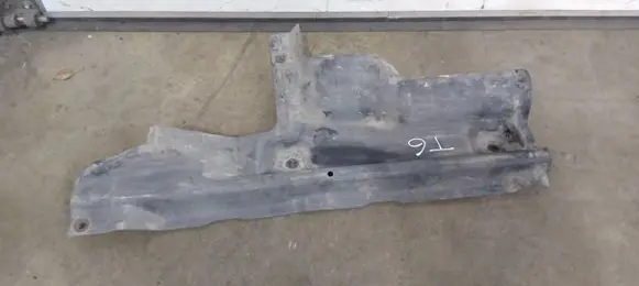Volkswagen Multivan T6 Rear underbody cover/under tray 7E1825311