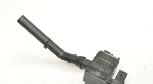 Mercedes-Benz GLC C253 High voltage ignition coil A2549060500