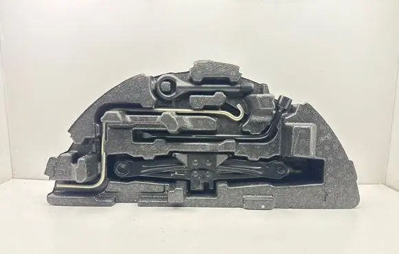 Toyota Prius+ (ZVW40) Lift Jack 6477747070