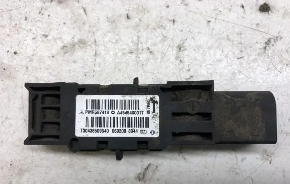 Mitsubishi Colt Airbag deployment crash/impact sensor PMR587418 A4545400017
