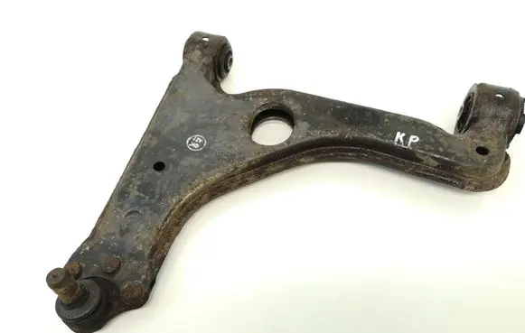 Opel Zafira B Front lower control arm/wishbone 90496036