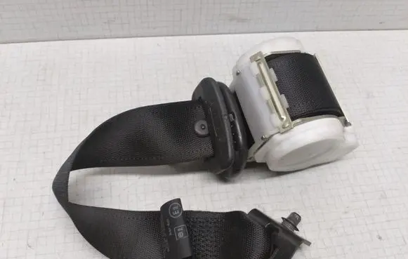 Opel Vectra C Rear seatbelt 24469074N 24467732F