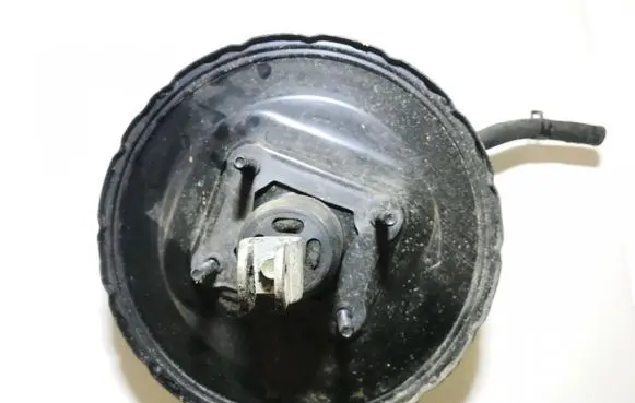 KIA Carnival Brake booster
