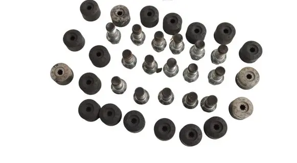 Opel Astra K Nuts/bolts 
