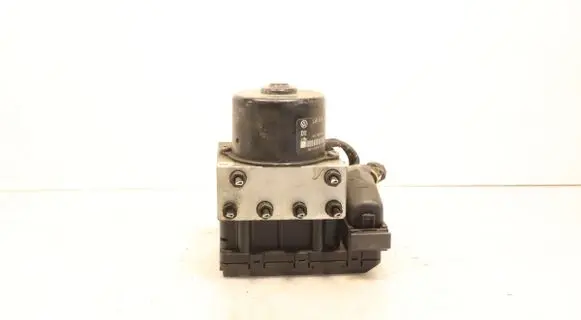 Volkswagen Golf IV ABS Pump