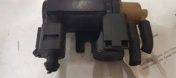 Volvo V60 Turbo solenoid valve 70232502 31293964