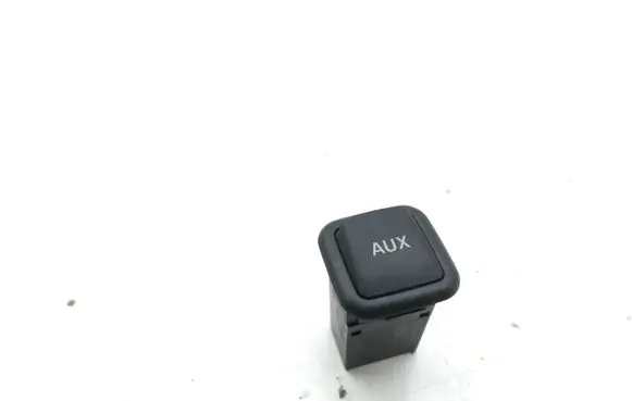 Audi A4 S4 B8 8K AUX in-socket connector 8K0035474