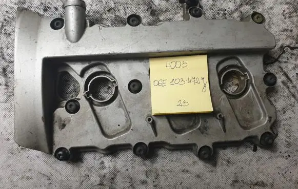 Audi A6 S6 C6 4F Rocker cam cover 06E103472J