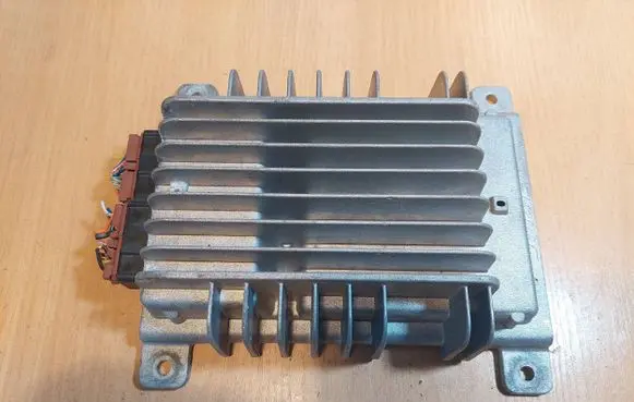 Renault Koleos I Sound amplifier 28061JY10B 07307193 296773106000943
