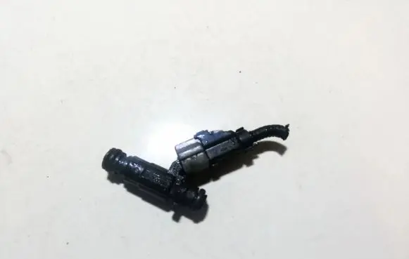Hyundai Accent Fuel injector 3531022600 9260990006
