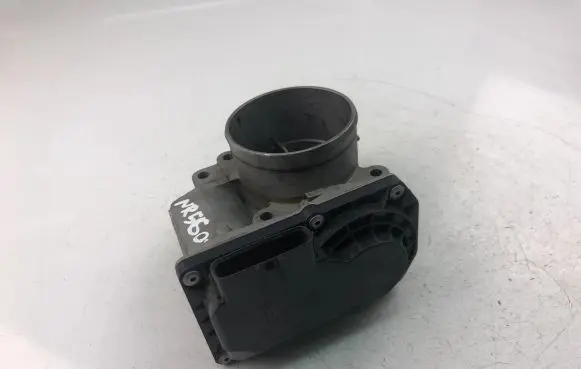 Subaru Legacy Throttle valve 16112AA260