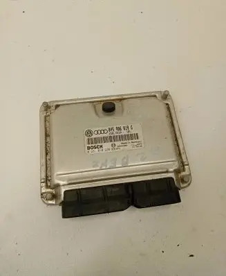 Audi A2 Engine control unit/module 045906019G 28SA4882 0281010220