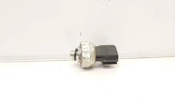 KIA Sportage Air conditioning (A/C) pressure sensor 42CP812