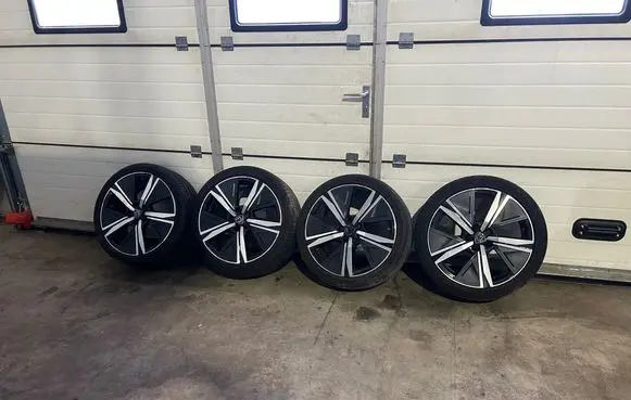 Peugeot 308 R18 alloy rim 