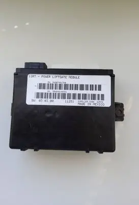 Chrysler Town u0026 Country V Tailgate/trunk control unit/module P68079913AB TRH2481A8341