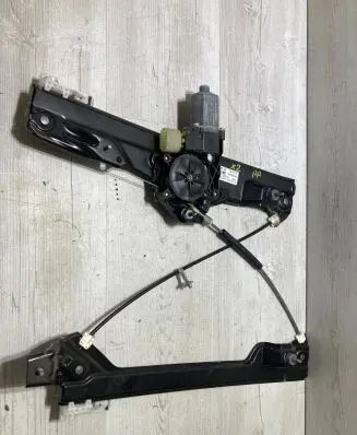 BMW X2 F39 Front door window regulator with motor 7420392