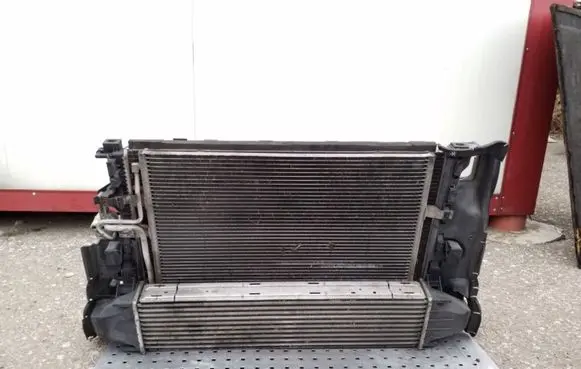 Volvo XC60 Coolant radiator