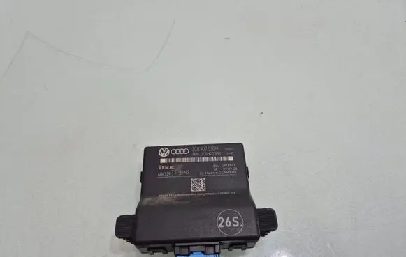Volkswagen PASSAT CC Gateway control module 3C0907530H