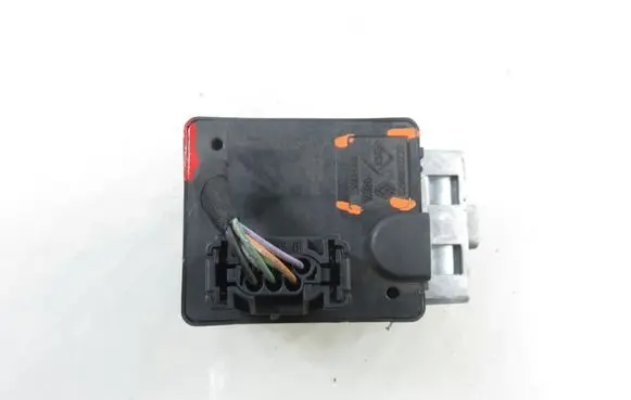 Renault Megane II Steering wheel lock E0160000 8200033233