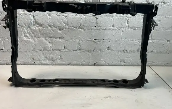 Toyota Prius (XW30) Radiator support slam panel 111111111