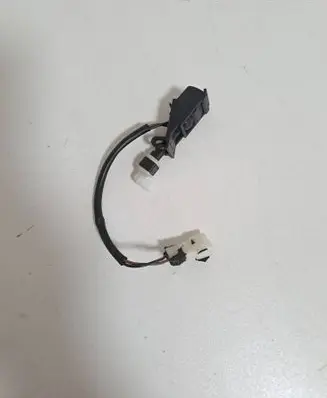 Volkswagen Touareg I Windshield washer spray nozzle 6E095598