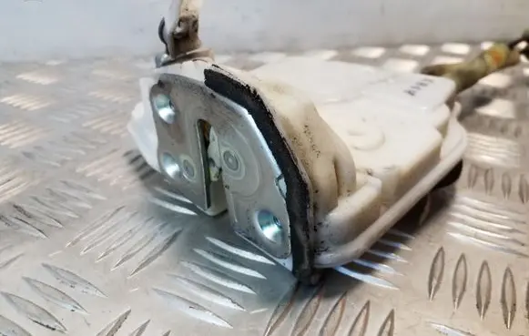 Mazda 6 Rear door lock