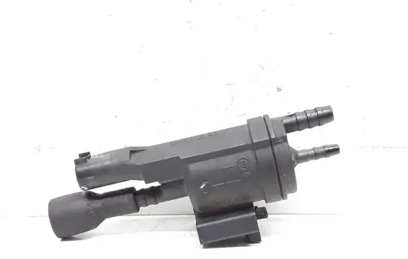 Mercedes-Benz E W212 Vacuum valve 0025407097
