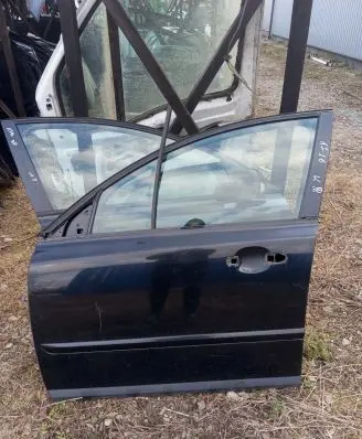 Volvo V50 Front door