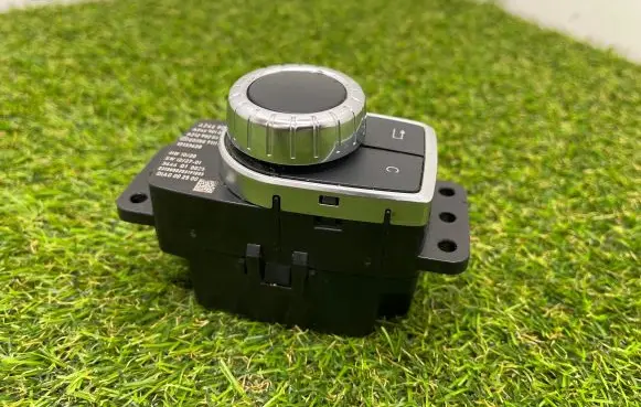 Mercedes-Benz B W246 W242 Multifunctional control switch/knob A2469001309 03358711100 A2469013302