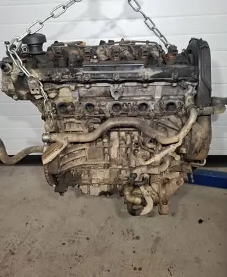 Volvo V70 Engine D5244T5 08687846