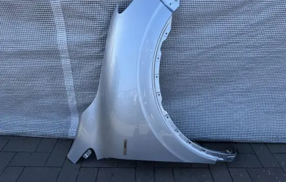 Renault Kadjar Fender 631000193R