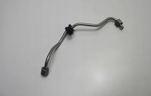 Hyundai i20 (BC3 BI3) Fuel injector supply line/pipe 201016B7035