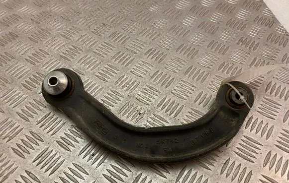 Ford Mustang VI Rear control arm 5K742