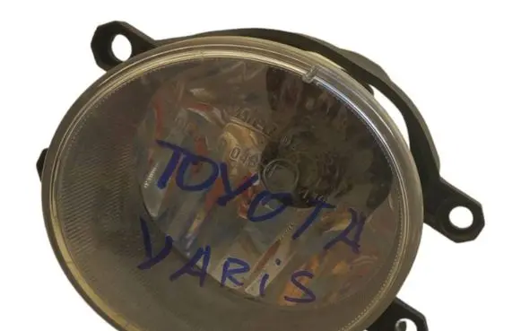 Toyota Yaris Front fog light 8122002110 90008497 90008498