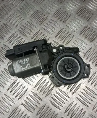 KIA Ceed Rear door window regulator motor 403951A8 440850C
