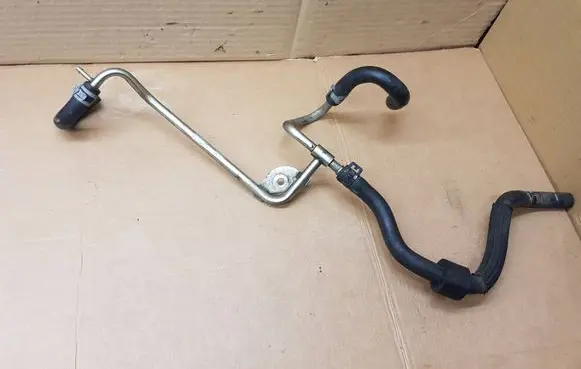 Volkswagen Eos Fuel line pipe 03L201360F