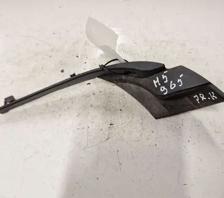 Mazda 5 Windshield trim C23551 K2443