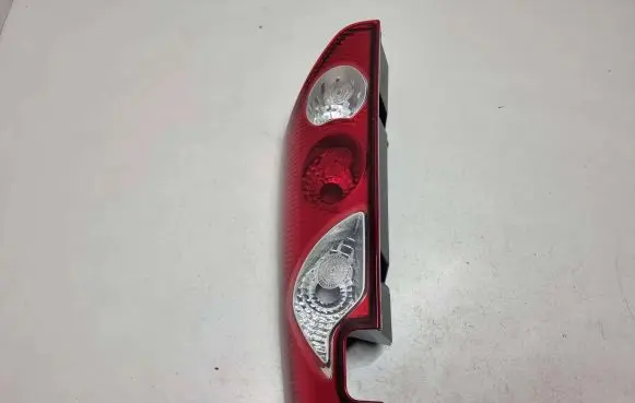 Renault Kangoo II Rear/tail lights 8200419952