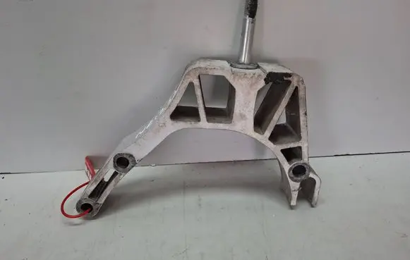 Fiat 500 Gearbox mount S27645252