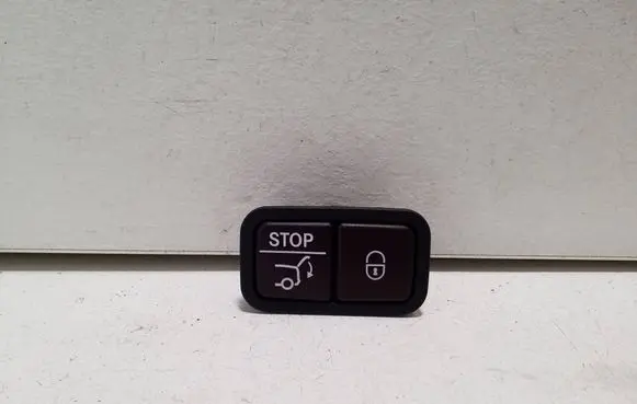 Mercedes-Benz GLB X247 Tailgate/boot open switch button 2128210551