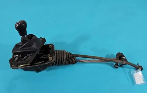 Gear shift cable linkage