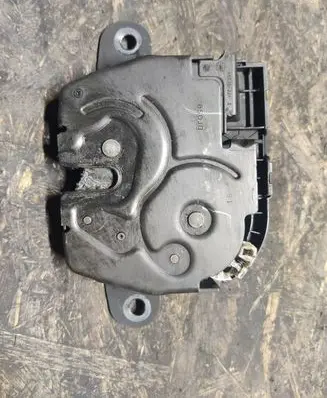 BMW 2 F46 Tailgate/trunk/boot lock/catch/latch 04776991 16367210 C21233102