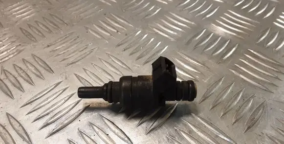 BMW 5 E39 Fuel injector 1427240
